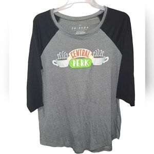 🌻Friends 3/4 sleeve tee shirt